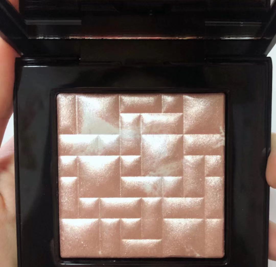 五花肉高光芭比波朗怎么用,芭比布朗五花肉高光水光感十足