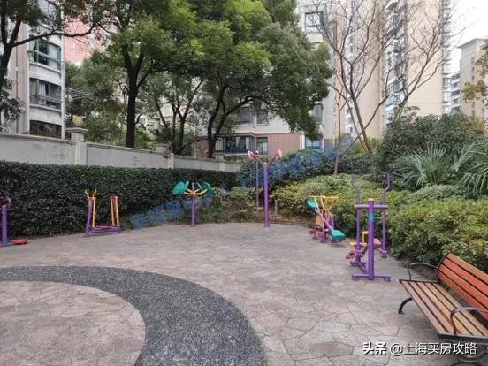 欣逸家园最新房价,800万能买三套房吗