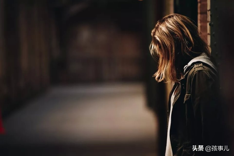 成绩差的学生被老师歧视,成绩差被老师批评了怎么办