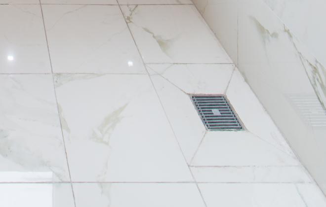 墙压地墙砖铺贴方法,墙压地铺砖方法