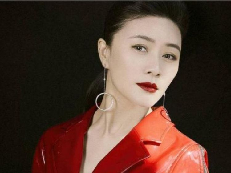 田海蓉，31岁嫁豪门8年继承百亿家产