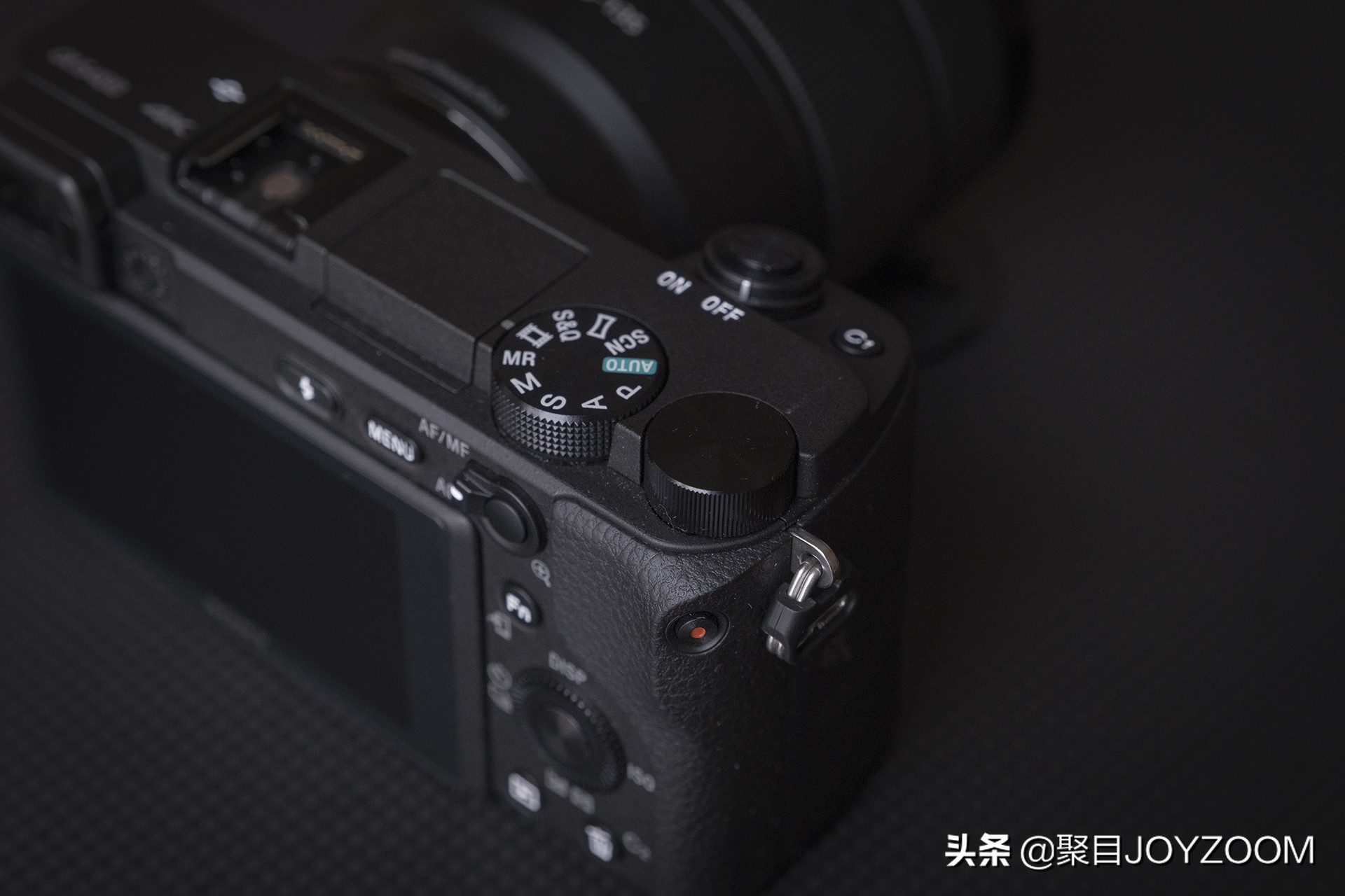 聚目体验丨索尼的VLOG拍摄神器？α6400使用体验