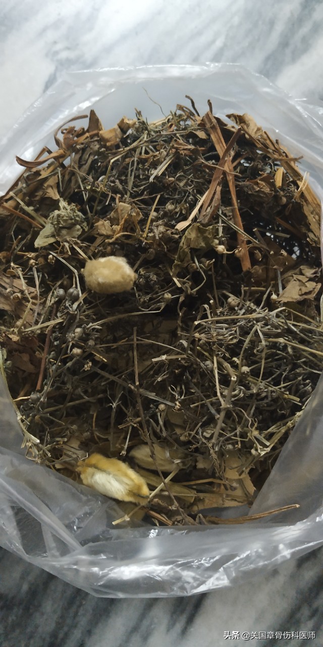 正确服用中药煎剂的方法,煎的中药和颗粒剂中药有什么区别