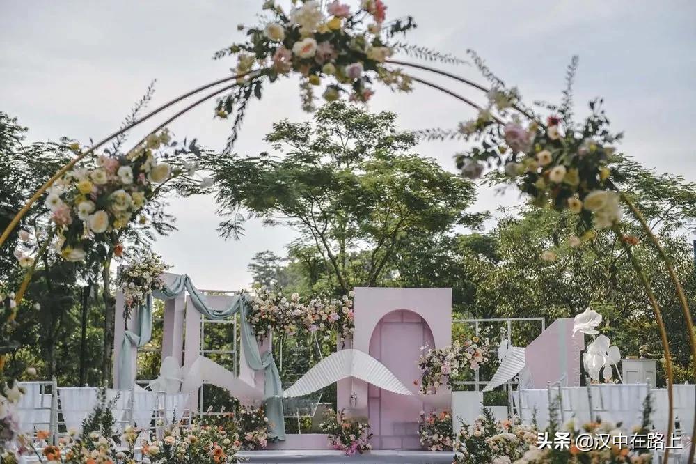 汉中温泉推荐,汉中泡温泉的地方一日游