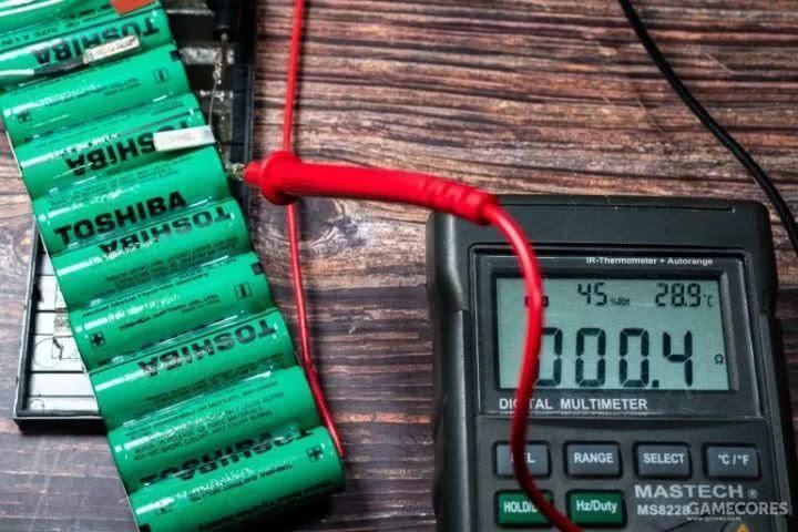 一百多块买个26年前的笔记本,我改了改,还能上网