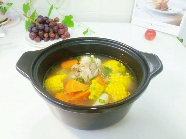 骨头汤放黄芪好还是党参好,骨头汤好喝还是肉汤好喝