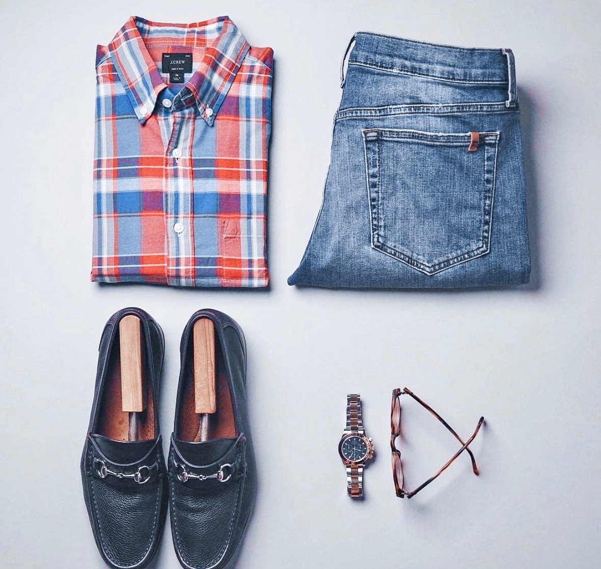 男士衣橱必备5款衬衣,衬衣是每个男人衣柜必备品