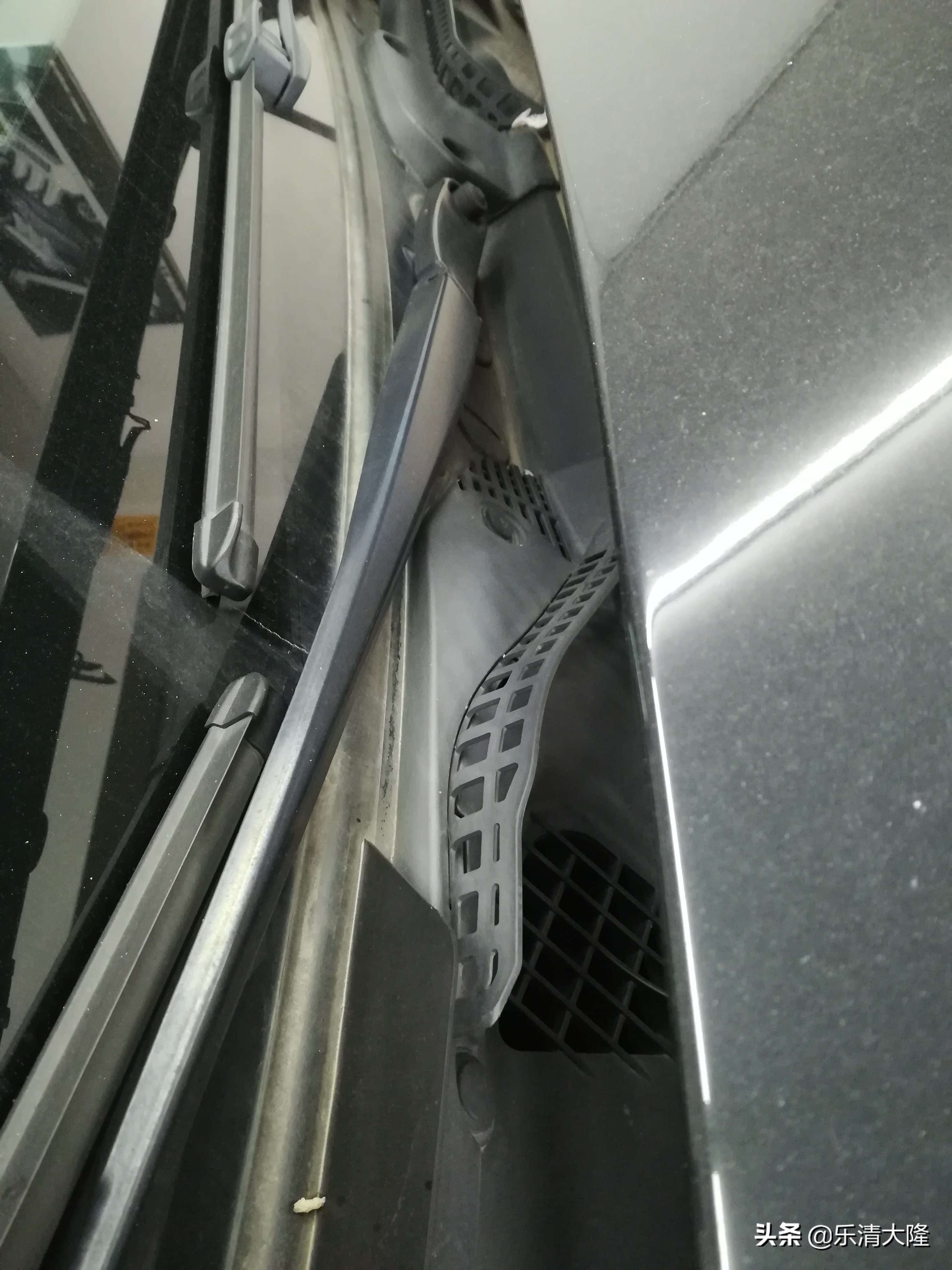 广州宝马7系内饰清洗,宝马7系发动机舱清洗