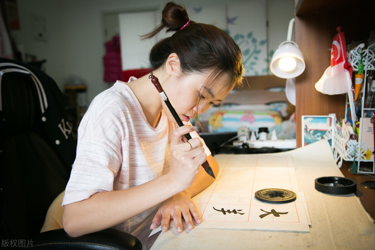 心情不好心脏就难受?快来看看不用吃药就能调节冠心病的方法