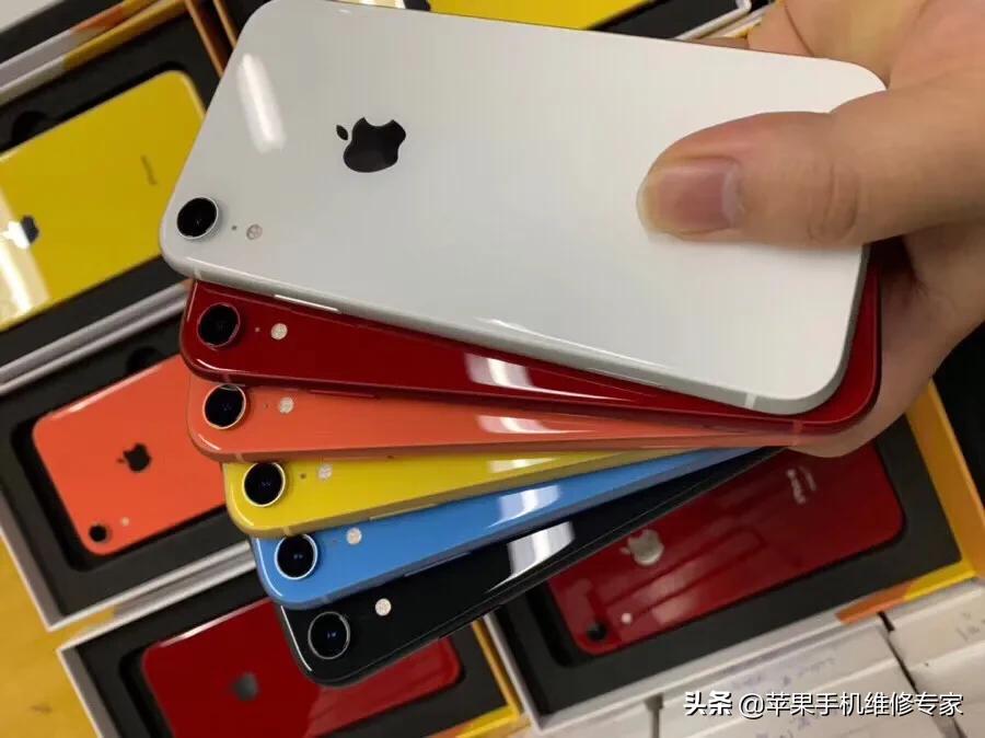 苹果xr跟苹果x打王者哪个好,2021年建议买xr还是苹果x