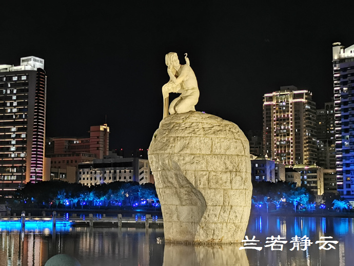 厦门源昌凯宾斯基吃一顿饭多少钱,厦门源昌凯宾斯基酒店大堂