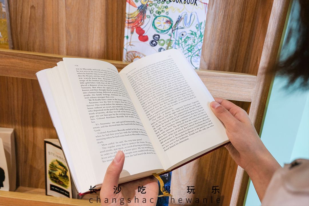 收藏！本期我们精选长沙14家宝藏书店推荐给你~