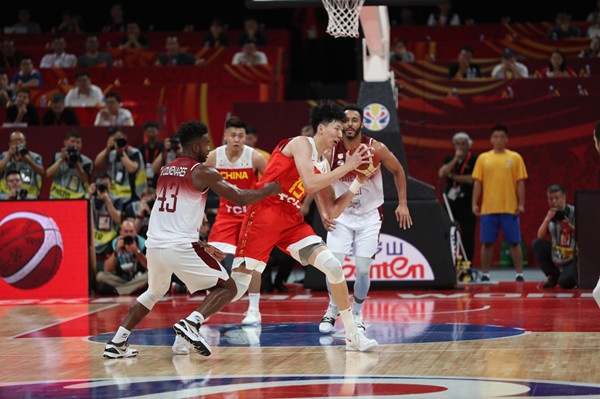 足篮打水一场空?男篮国足同病相怜,我们还要输给谁?