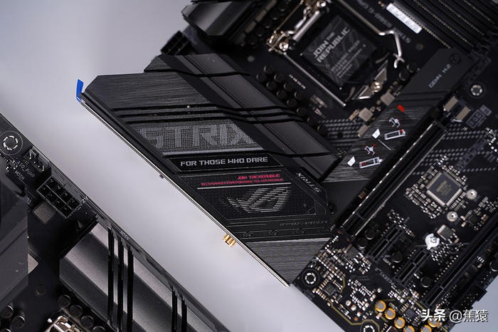 安钛克CUBEDRAK装机展示，11700+ROGB560-G+3080TI