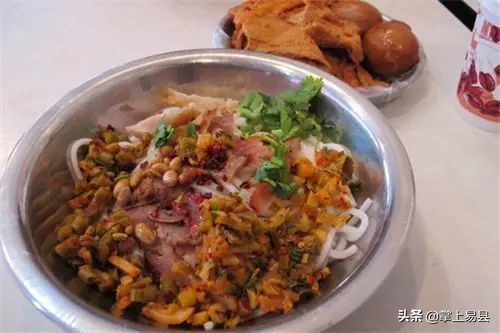 广西桂林阳朔西街小吃天下第一饼,阳朔西街有名小吃