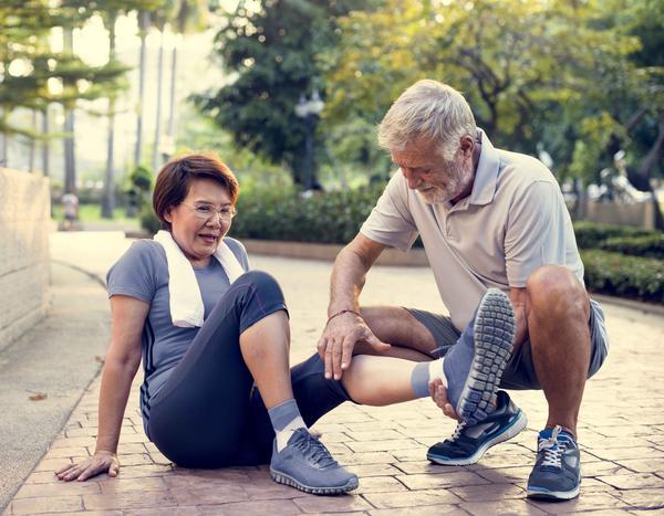 运动大量出汗后饮食清淡点好吗,运动大量出汗后需要补充盐分
