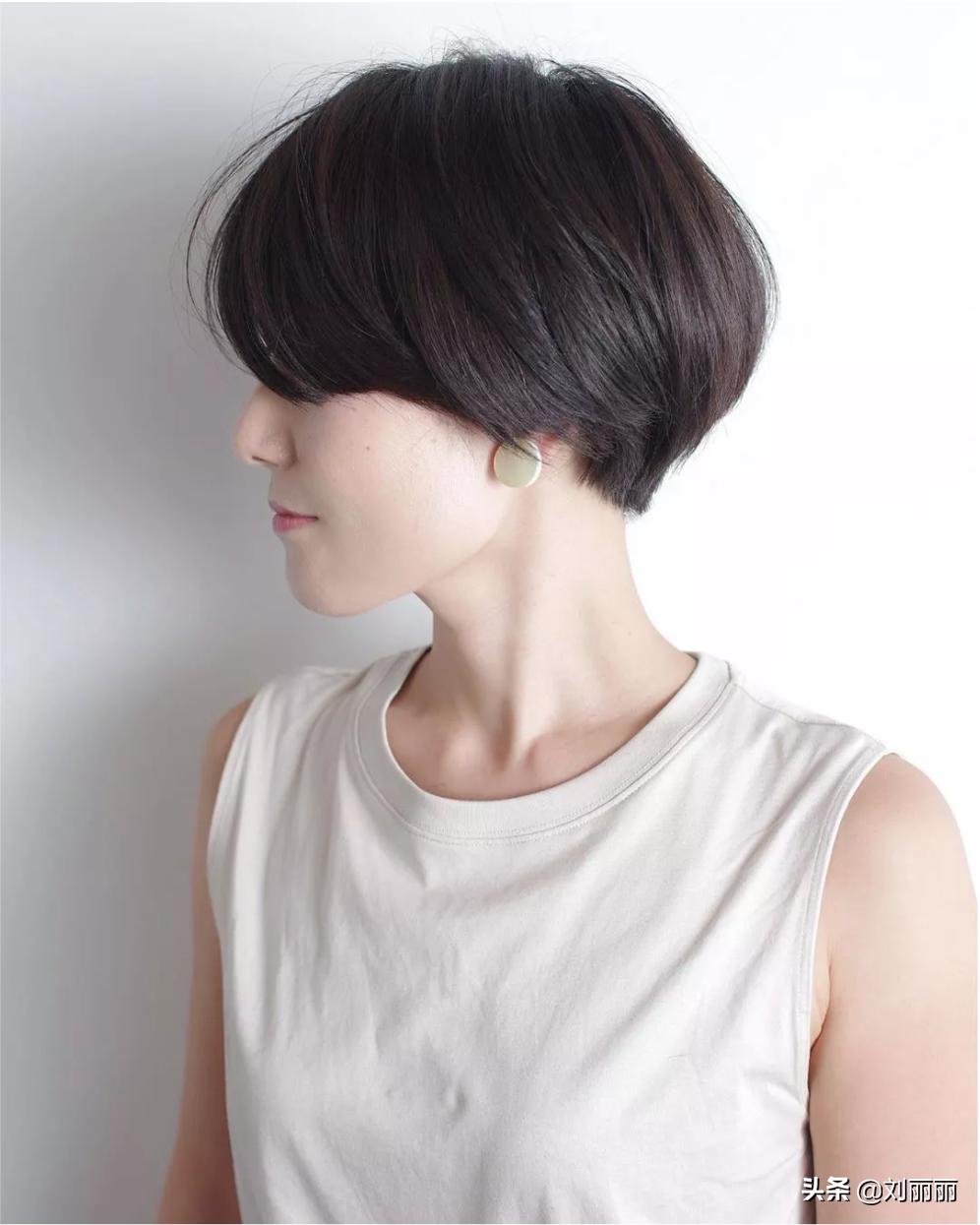 女生短发别针造型,所有女生剪完不用打理的减龄短发