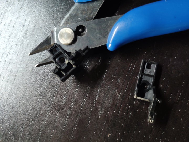 拆解罗技g90鼠标,罗技g502怎么拆右键微动开关