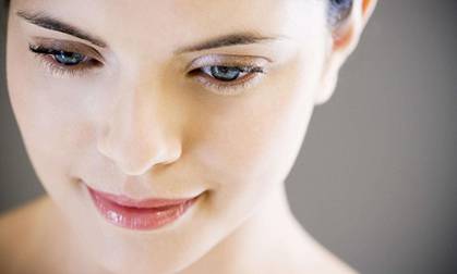 再不怕熬夜黑眼圈,黑眼圈不熬夜都消除不了