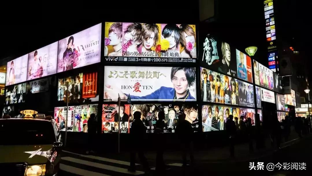 26岁年入二三百万,26岁年入千万