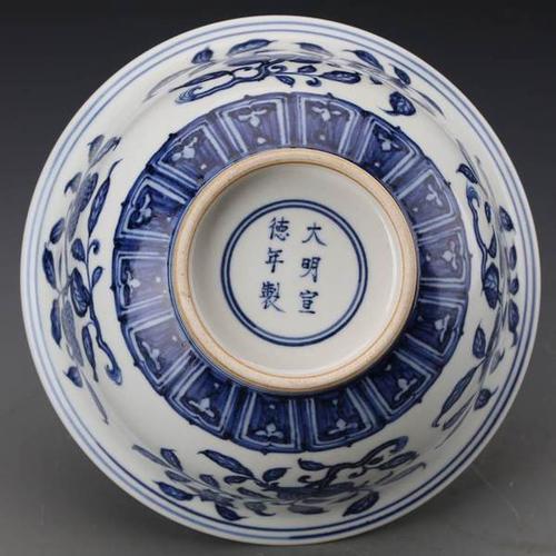 几十年的景德镇瓷器值钱吗,十大瓷厂的瓷器有收藏价值吗