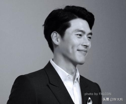 韩剧腹肌美男图片,欧巴腹肌韩剧