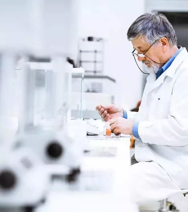 雅诗兰黛钢铁侠面膜真实测评,雅诗兰黛面膜钢铁侠面膜好用吗