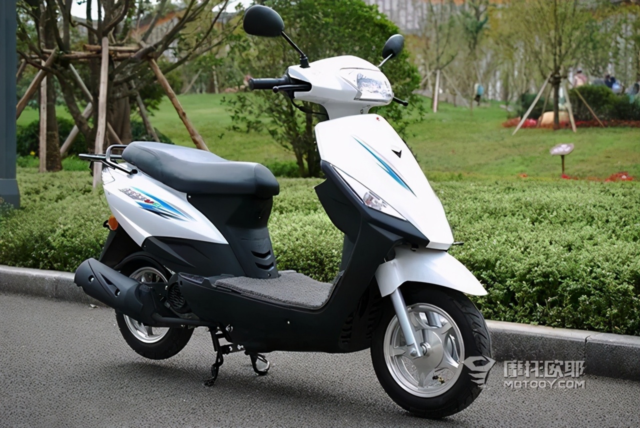 适合50岁左右开的摩托车推荐,40岁选什么摩托车最合适