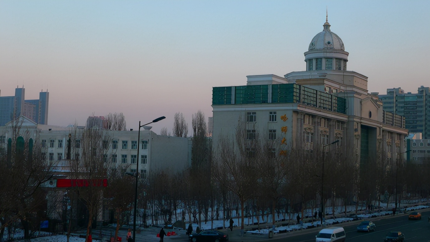 哈尔滨市最美的中学,洗尽铅华芳华依旧