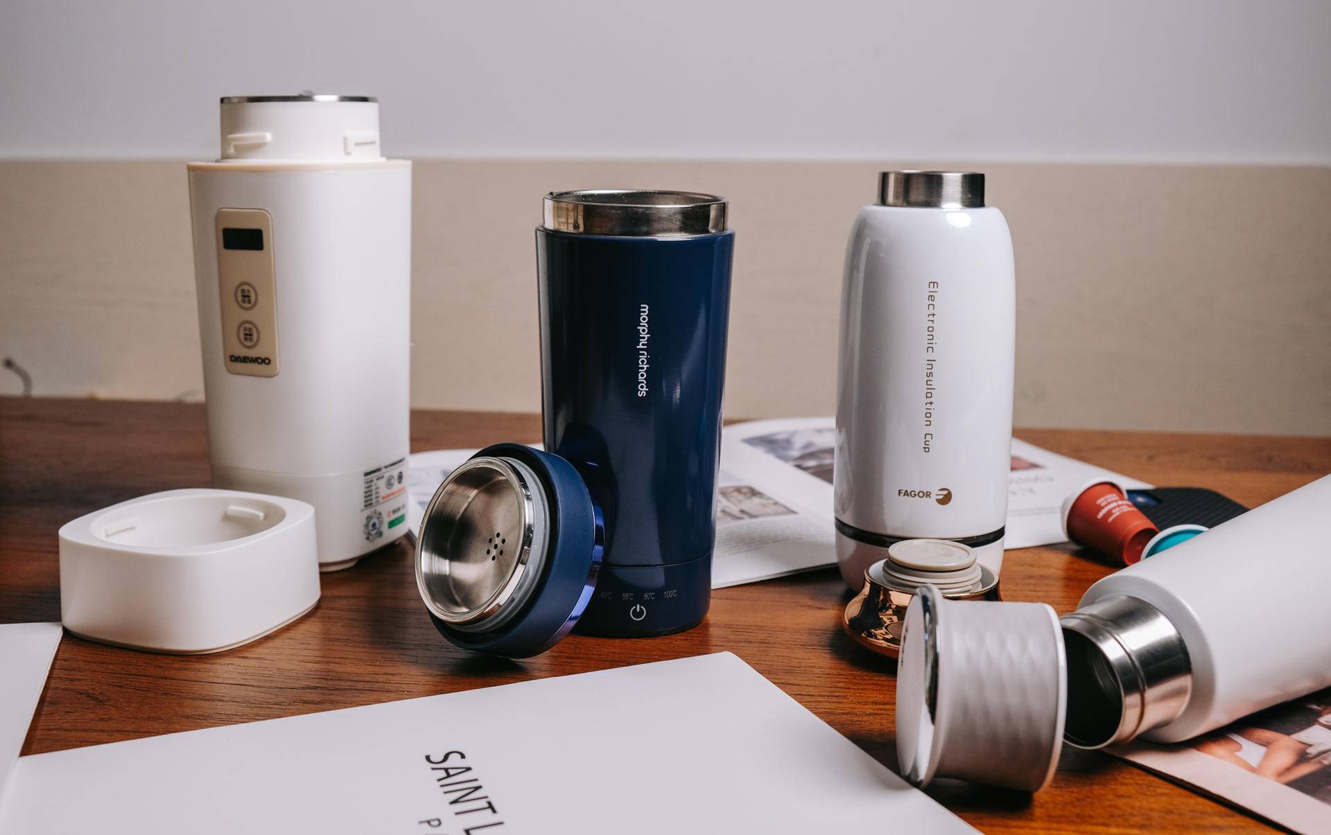 几款便携式烧水杯测评,bruno烧水杯和摩飞烧水杯哪个好