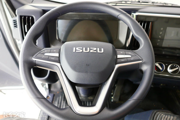 江西五十铃发布翼放轻卡新品,江西五十铃推出首款翼放es轻卡