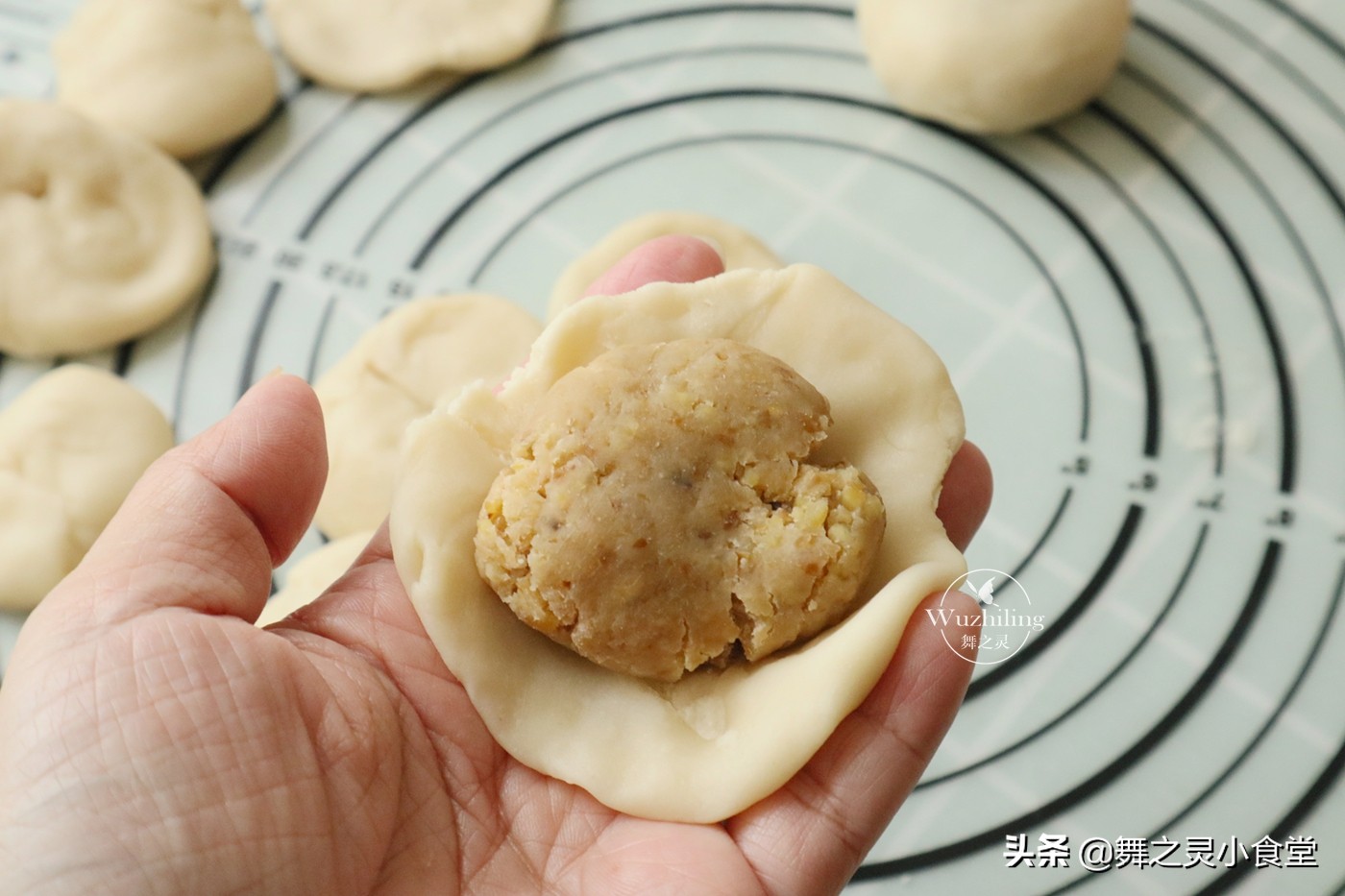 不用面粉板栗酥饼做法,不用烤箱做酥饼做法