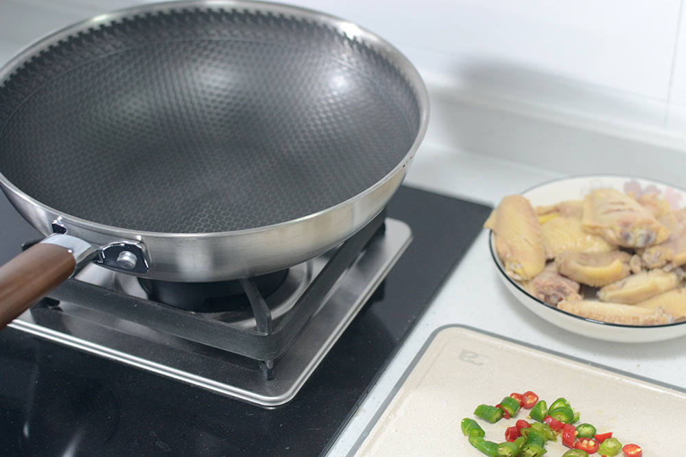 316不锈钢不沾锅加厚款,三层钢无涂层不沾锅