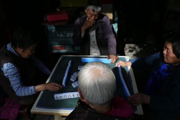 麻将为什么自摸了不能胡,打麻将为什么不能胡打最后四把