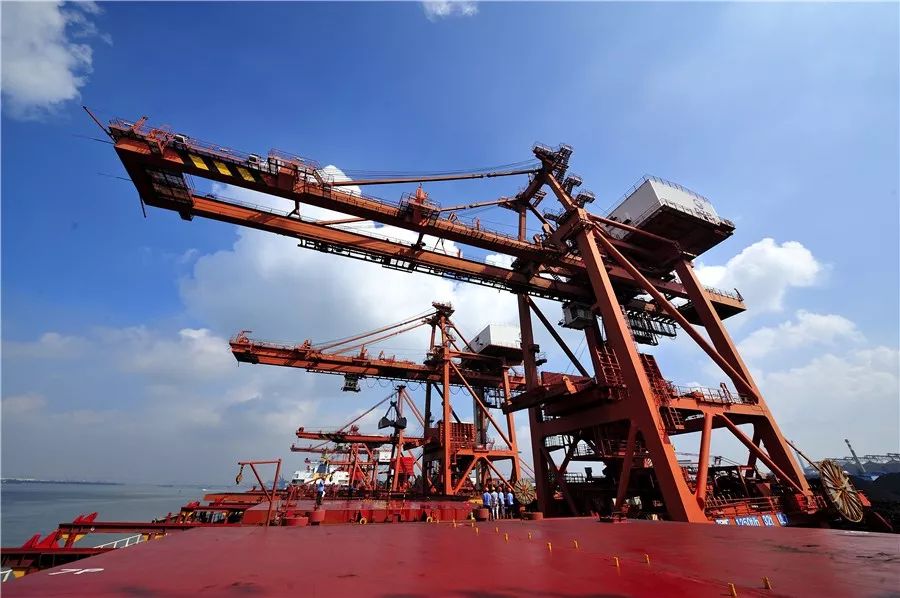 朱连宇央视对话,振华重工朱连宇持股多少