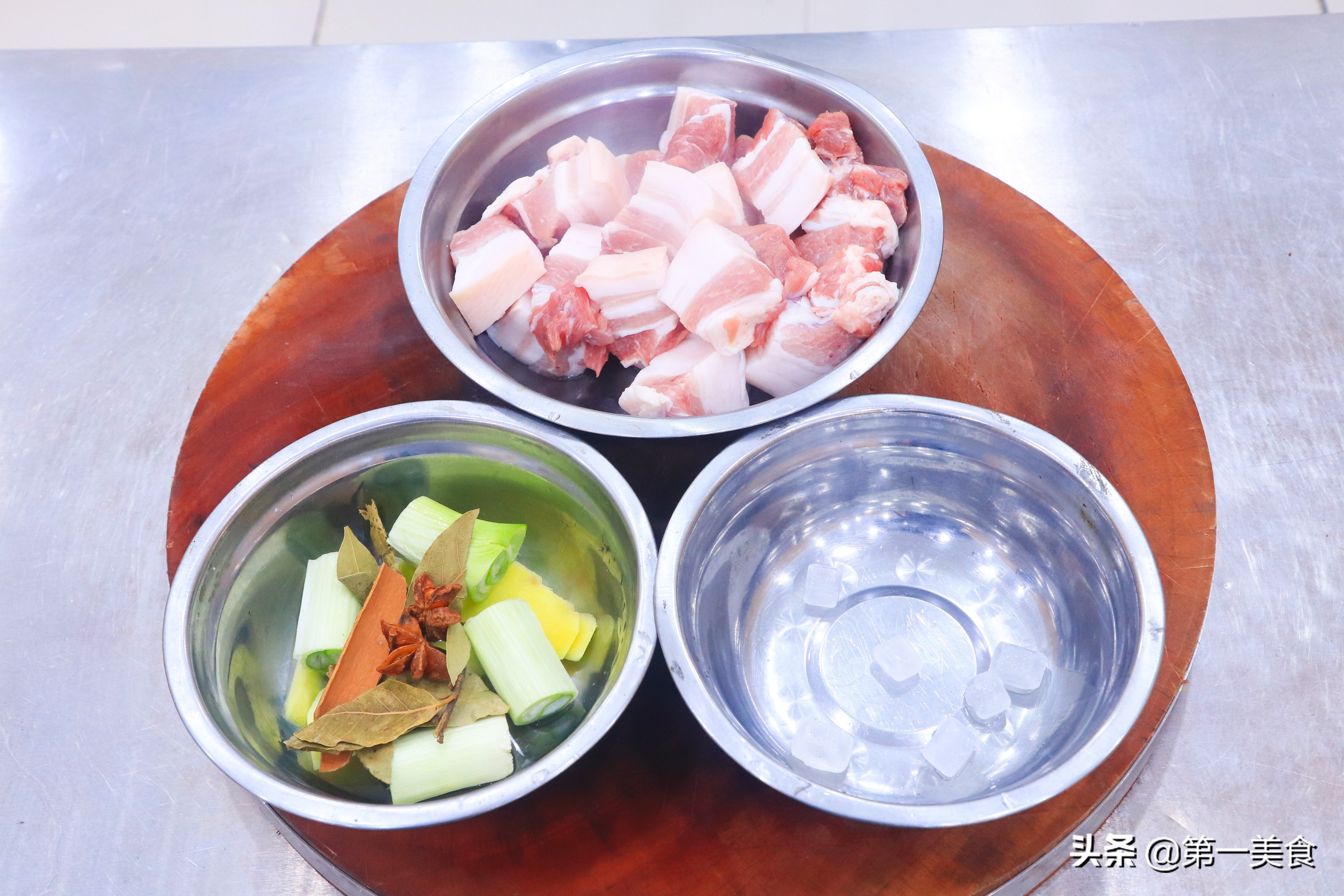 厨师长详细解说红烧肉制作方法,厨师长秘制红烧肉配方