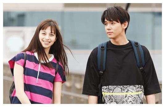 三招彻底解决女生不回消息的方法，高情商处理让男人自在轻松