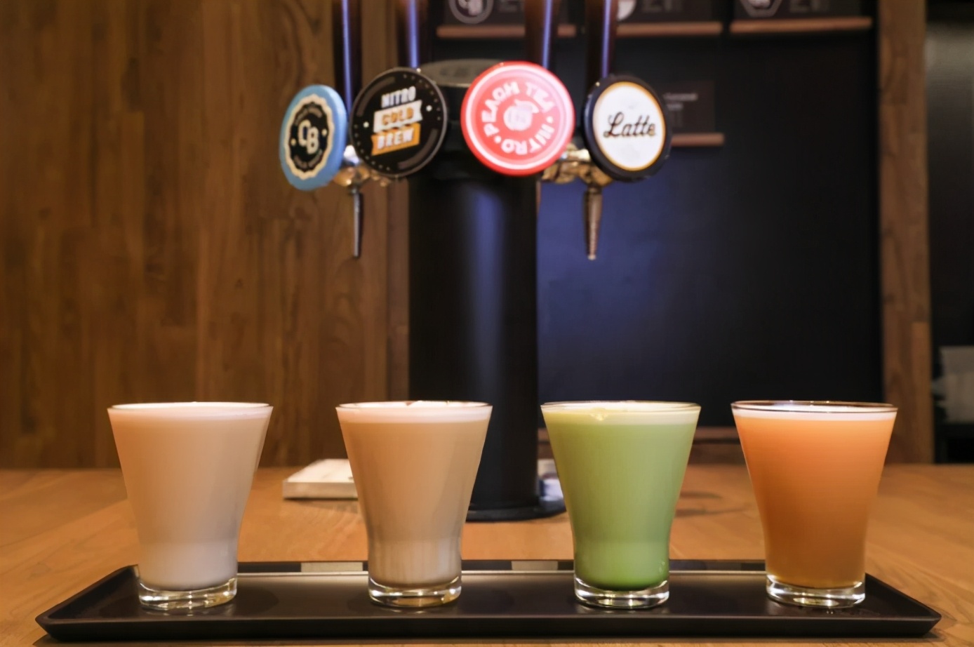 墙裂推荐！即使不喝咖啡也要打卡的巨有范儿泰国星巴克