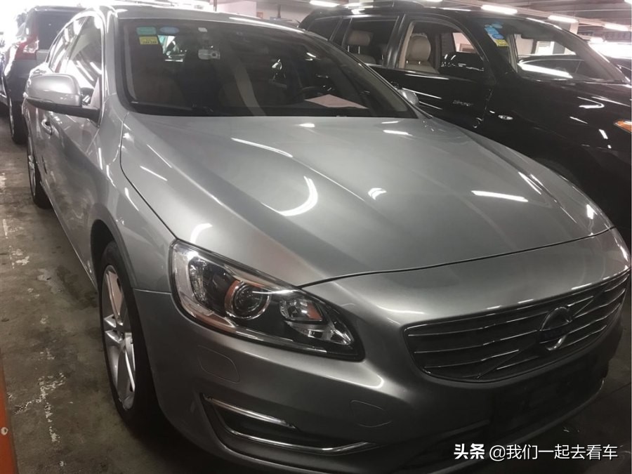 朋友花了21万买了这辆车,十万左右买沃尔沃s60二手车价格