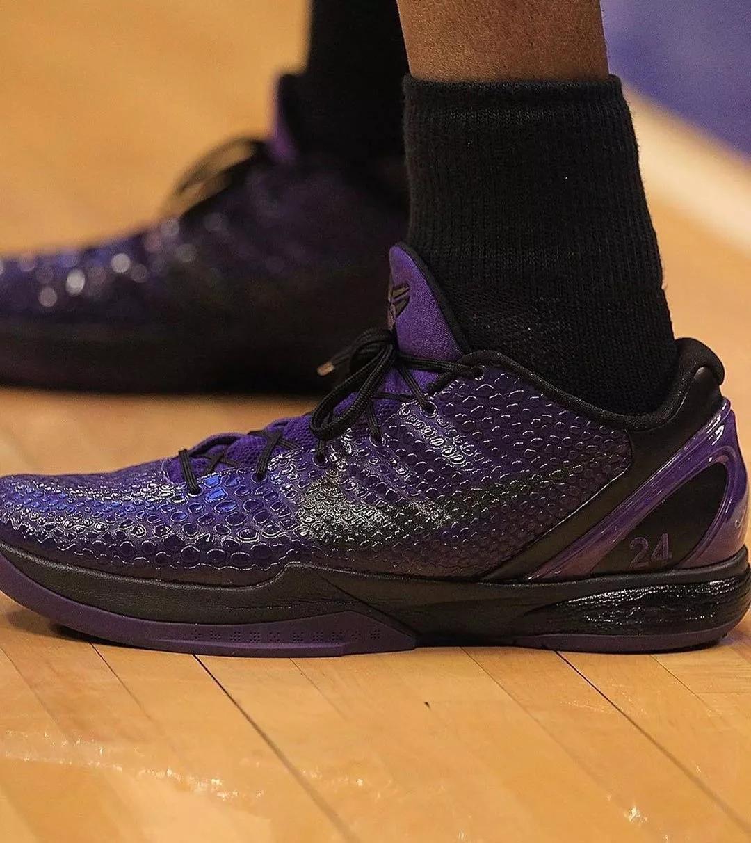 科比生涯最高分穿什么鞋,科比五名人堂配色nba上脚