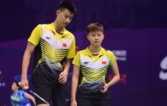 26岁国羽名将李俊慧退役,刘雨辰李俊慧退役仪式