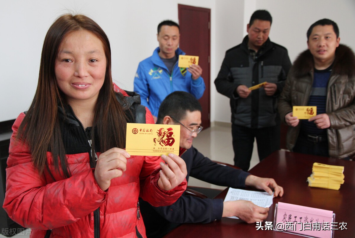 黑心老板恶意拖欠农民工工资4500,新法规定不得再拖欠农民工工资