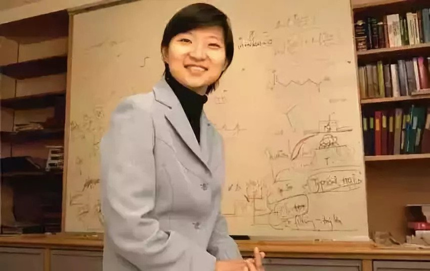 庄小威中科大演讲视频,庄小威的国籍在哪里