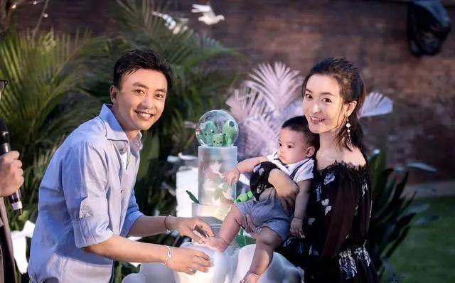 李佳航怒骂键盘侠“我是你爹”!不愧是《爱情公寓》最有种的男人