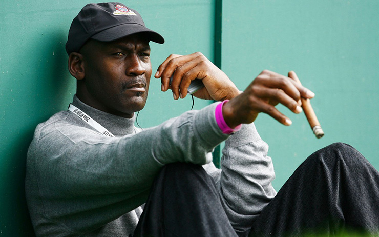 乔丹第一次复出为何选择公牛,乔丹二次复出重回公牛