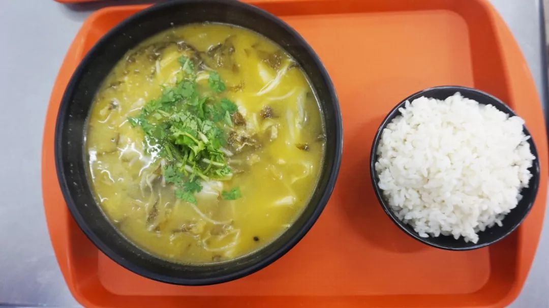 南京北大青鸟美食指南：小行路16号，1024G的胃也装不下