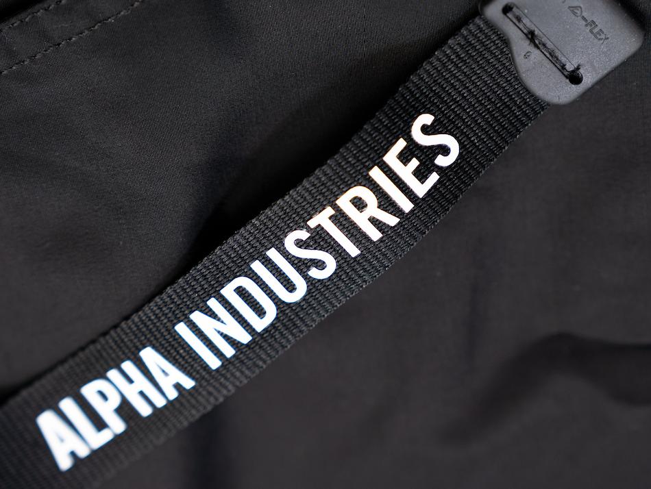 王一博揭露最新“财富密码”！财神爷回归，吴亦凡看了都说顶