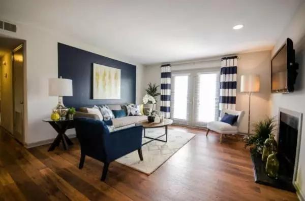 1000万美元在美国买房子,美国1000美元能租到什么样的房子