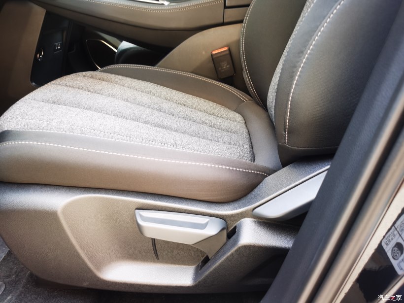 福特领裕黑色5座2021试驾视频,福特领裕suv评测0-100加速