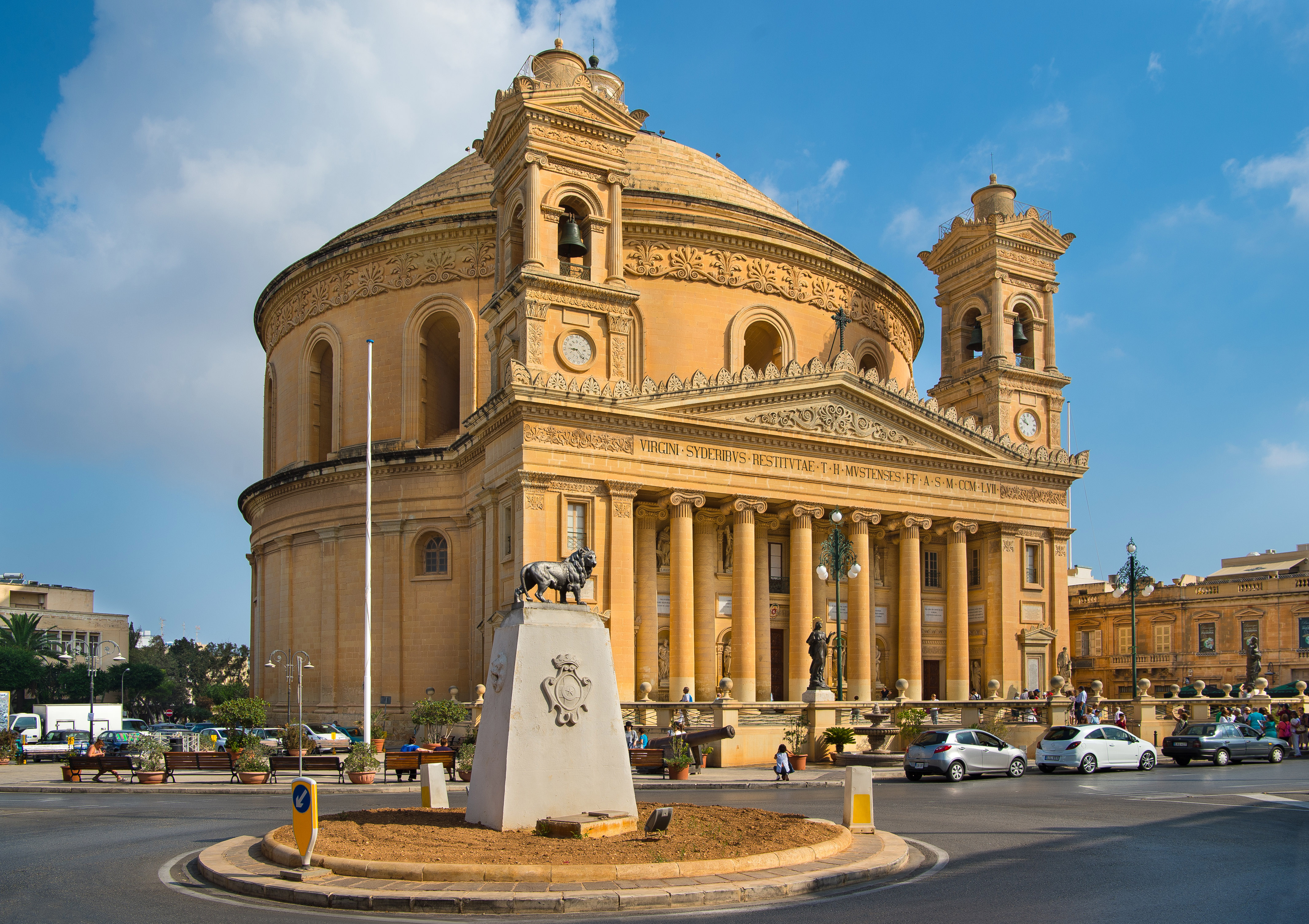 世界有名的海岛旅游胜地,世界10大最奇特海岛